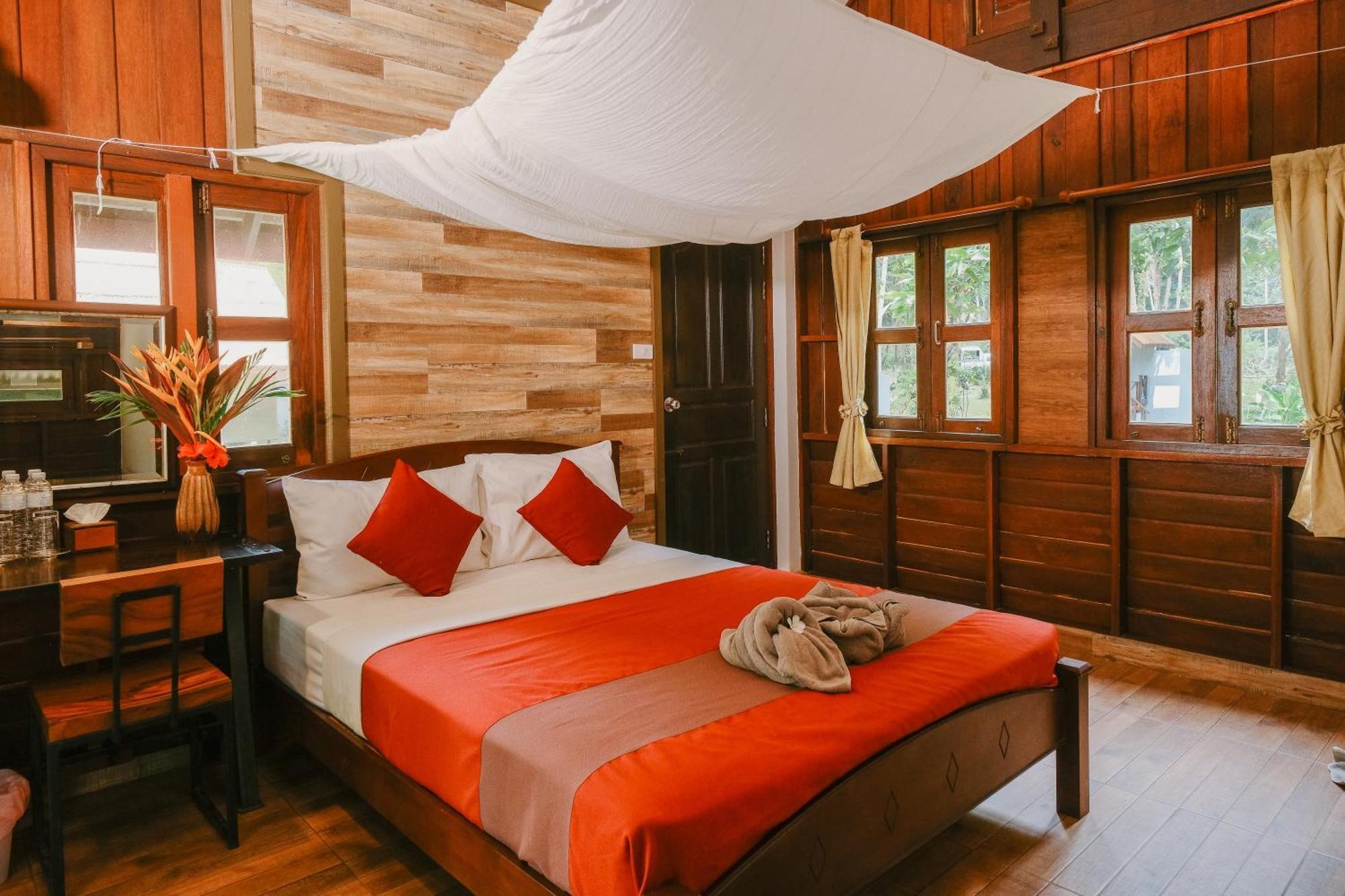 Guest house Joy And Restaurant