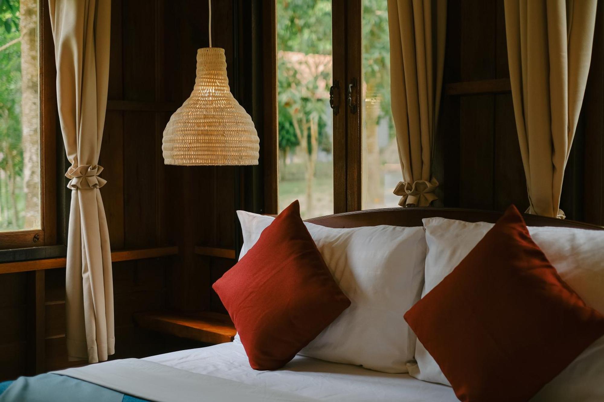 Joy And Restaurant Guest house 2*